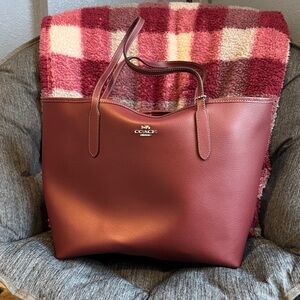 Coach City Tote Bag - Red